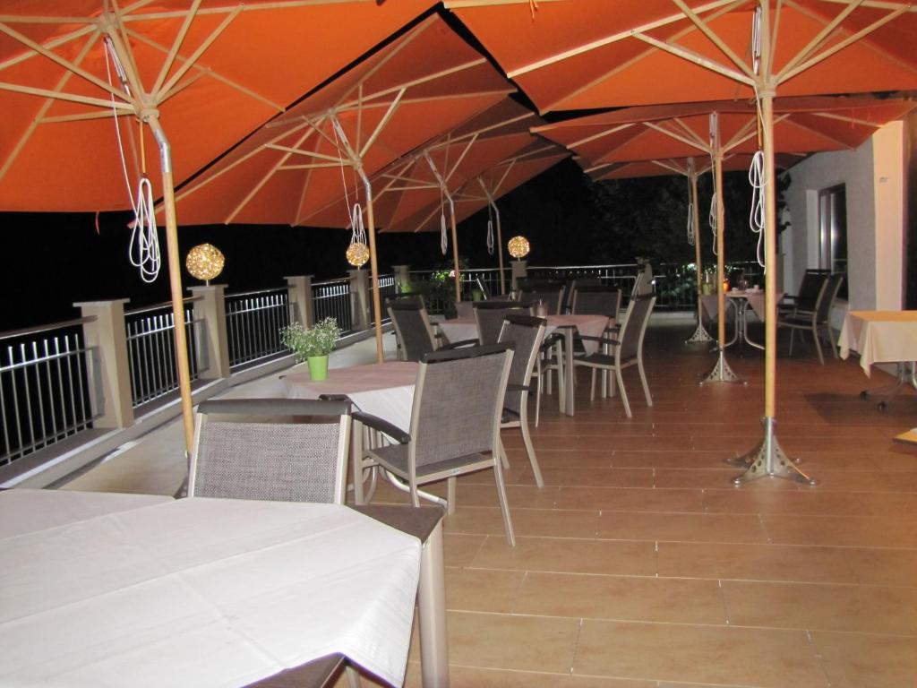 Haus Am Berg Hotel